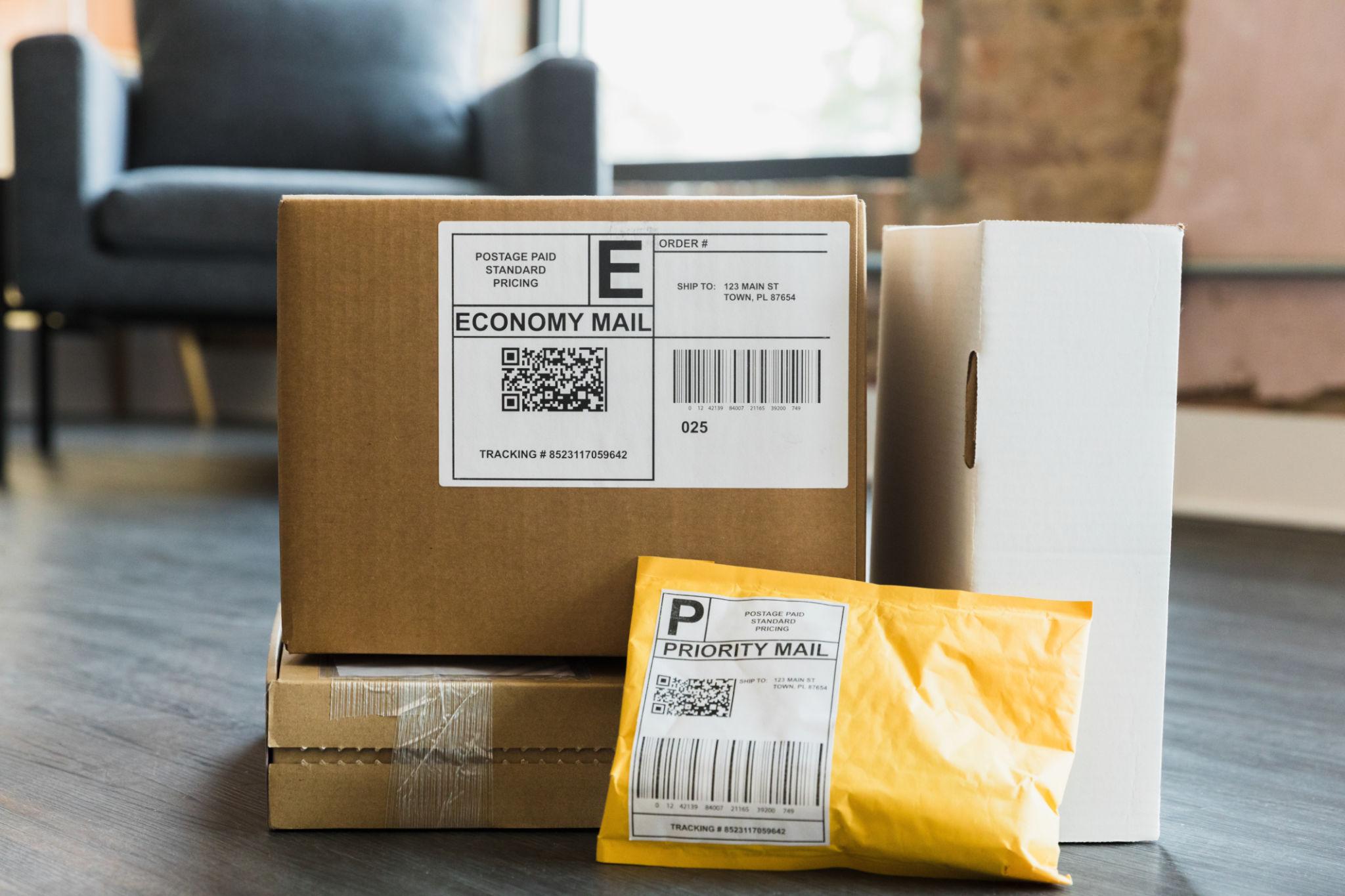 Virtual office receiving parcels